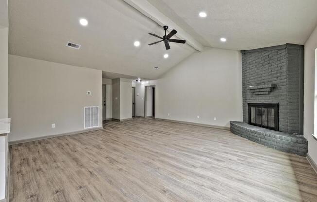 6523 BROOKGATE DR