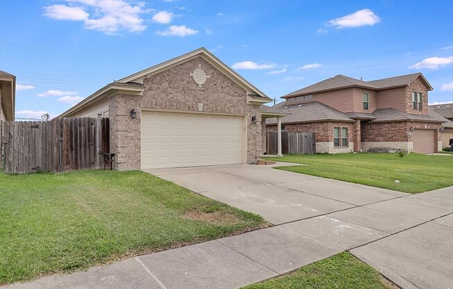 8026 Barlovento - 3/bedroom 2/bathroom - $2,295/month
