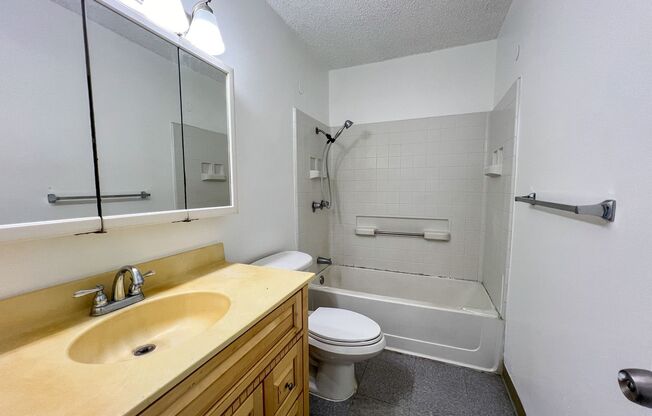 2 beds, 2 baths, $1,995