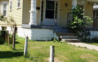 2 Bedroom 1 Bathroom Home Available Now