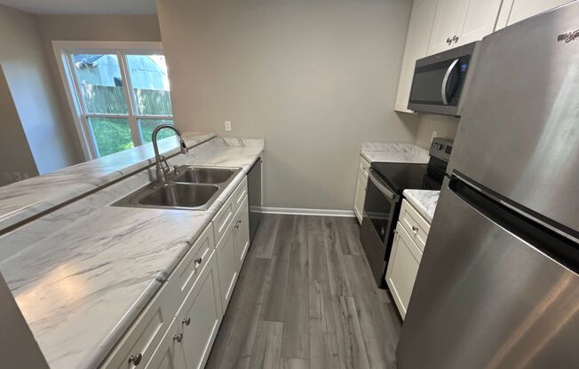 2 Bedroom | 1.5 Bathroom End Unit North Raleigh Townhome
