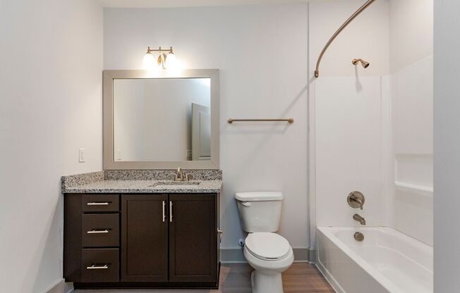 3 beds, 2 baths, 1,280 sqft, $2,950, Unit Heritage East- Unit 201