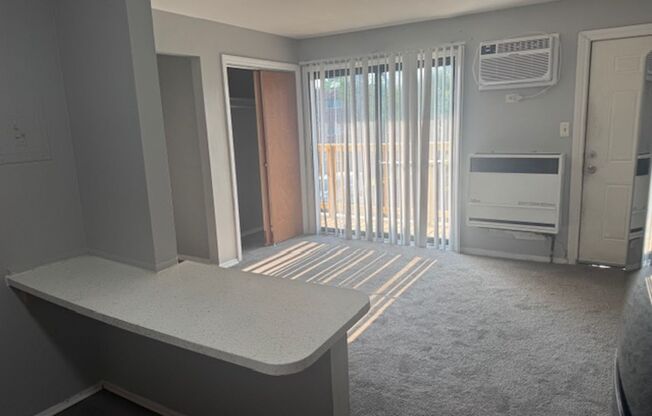 "Home Sweet Home on Knox in Oak Forest:  Where Comfort Meets Community"