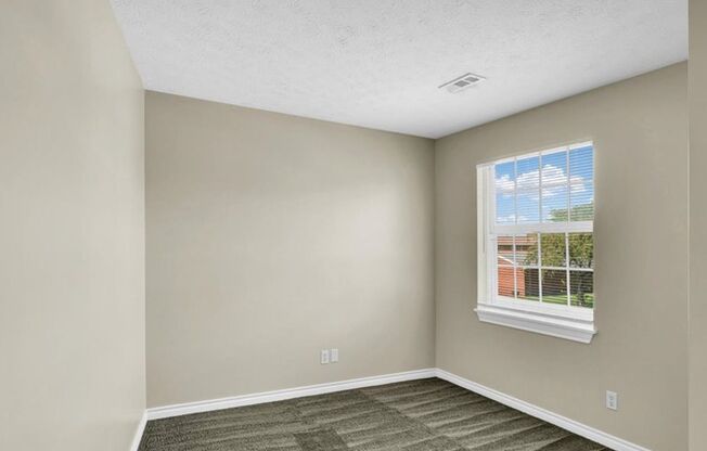 1 bed, 1 bath, 625 sqft, $1,069, Unit E13