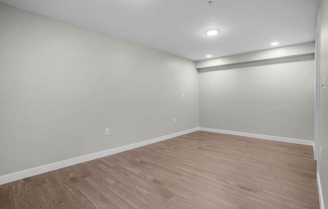 Welcome to The Burton! This beautifully renovated former meeting house is located at the foot of Presidents' Circle.