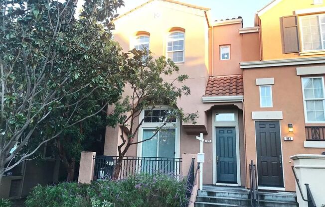 PEACEFUL & CONVENIENT TOWNHOME INCLUDES TWO MASTER SUITES!