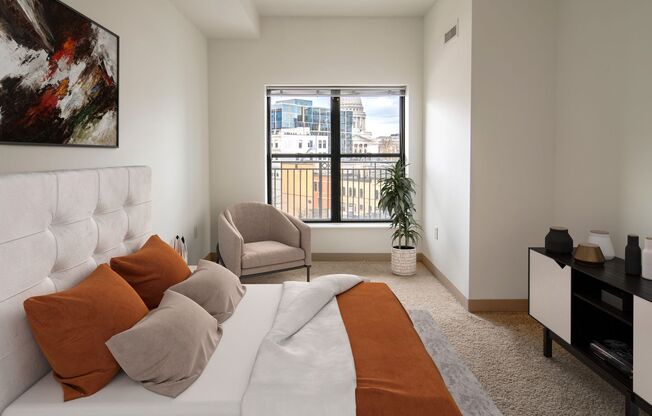 1 bed, 1 bath, 661 sqft, $1,825, Unit 0902