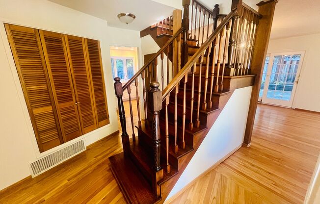 Unique 3 Bed + 2 Bath Los Altos Home - Spacious Floorplan. Great Schools & Location!! Close to Downtown Los Altos.