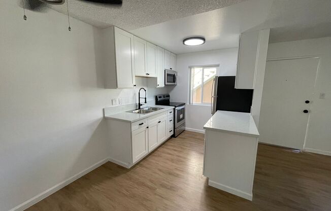 1 bed, 1 bath, 600 sqft, $2,000