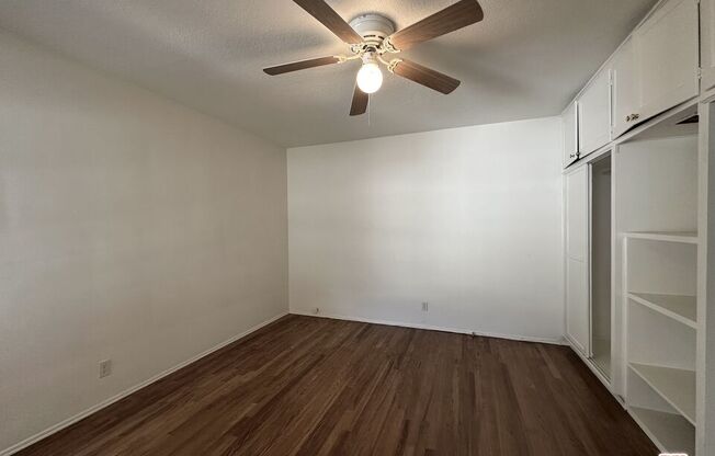 3 beds, 1 bath, 1,220 sqft, $3,995