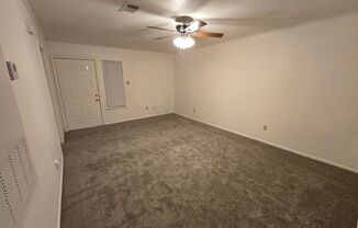 2 beds, 1.5 baths, $750