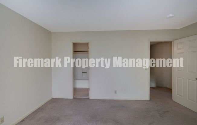 2 beds, 1.5 baths, $1,500, Unit G4