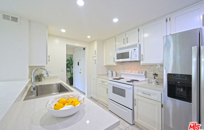 2 beds, 2 baths, 1,340 sqft, $4,295, Unit 414