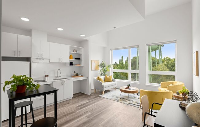 1 bed, 1 bath, 435 sqft, $1,350, Unit 612