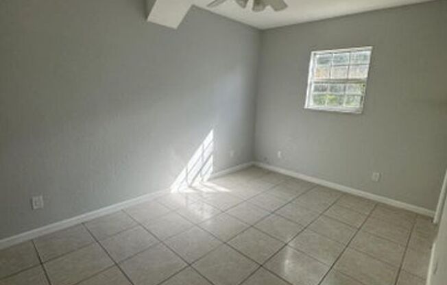 3 beds, 2 baths, $2,700