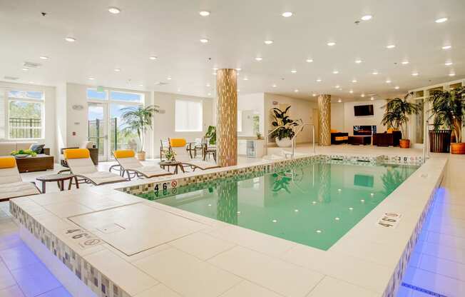 Heritage Hill Indoor Pool Apartments in Renton, WA