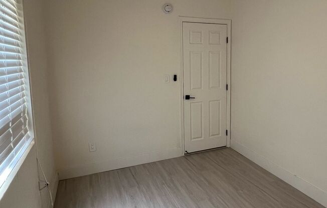 2 beds, 1 bath, $2,650, Unit 3