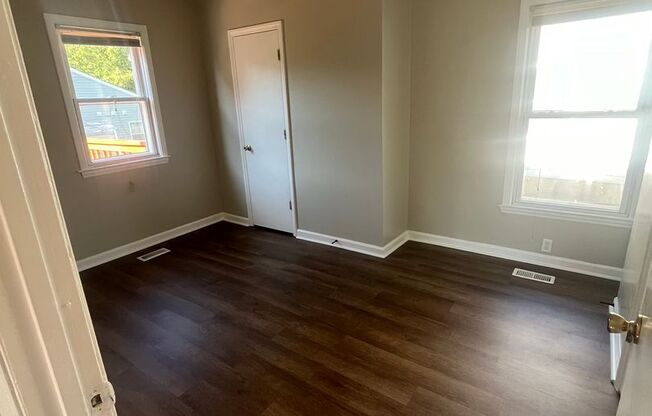 2 beds, 1 bath, $1,695