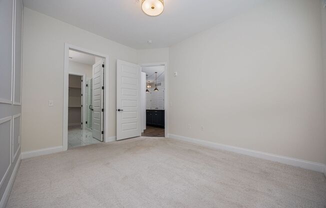 2 beds, 2 baths, 1,017 sqft, $1,880, Unit 526