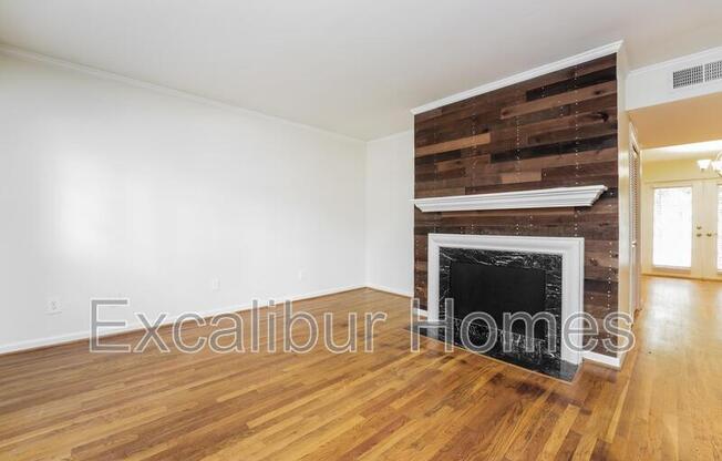 35 LA RUE PL NW