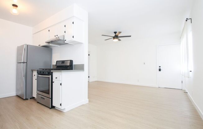 1 bed, 1 bath, 750 sqft, $1,995, Unit 10