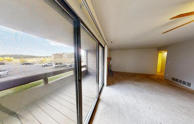 152 W ROCKRIMMON BLVD