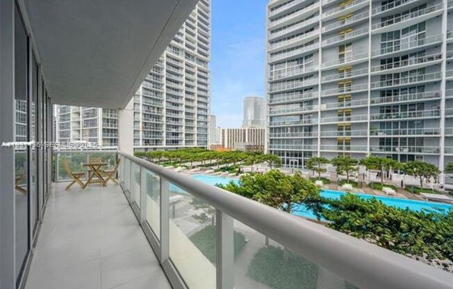 2 beds, 2 baths, 1,327 sqft, $5,100, Unit 495 Brickell Ave # 1610