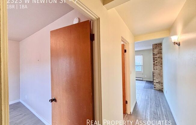 2323 W Newton Street