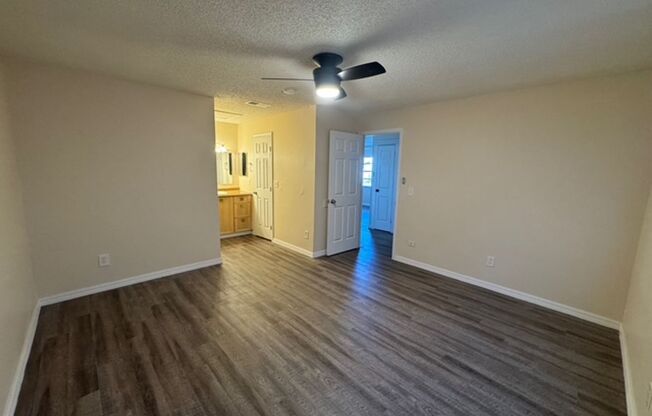 2 beds, 2 baths, $1,800, Unit Unit A