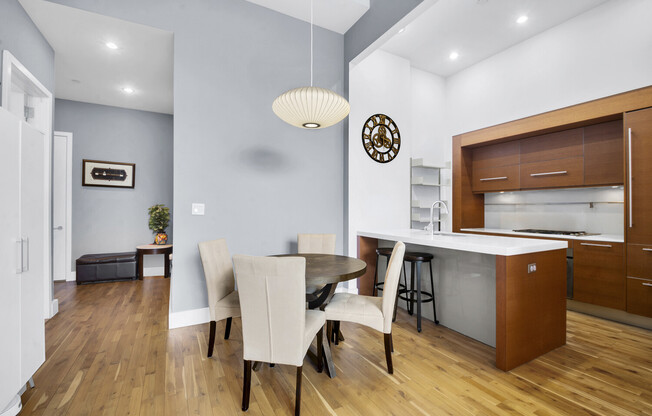 1 bed, 1 bath, 782 sqft, $5,500, Unit 306