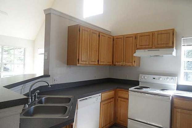 3362 GREENWICH VLG BLVD