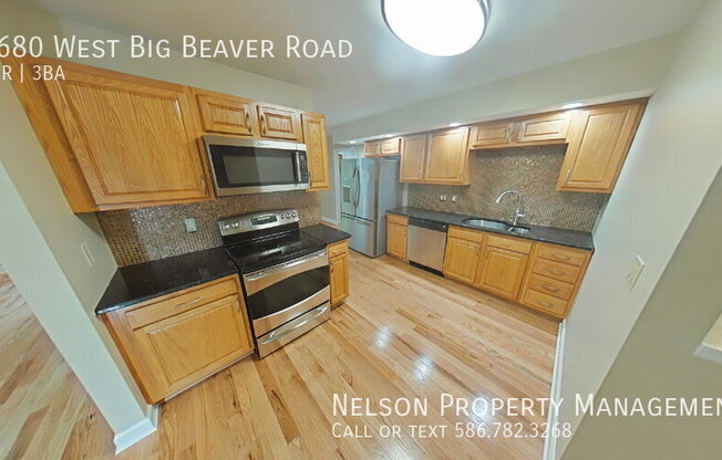 3680 W BIG BEAVER RD