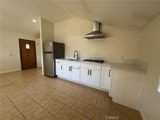 7804 LOMA VERDE AVE