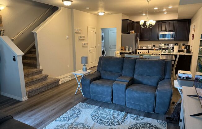 Amazing 3 Bedroom Townhome Near Charming Downtown Berthoud