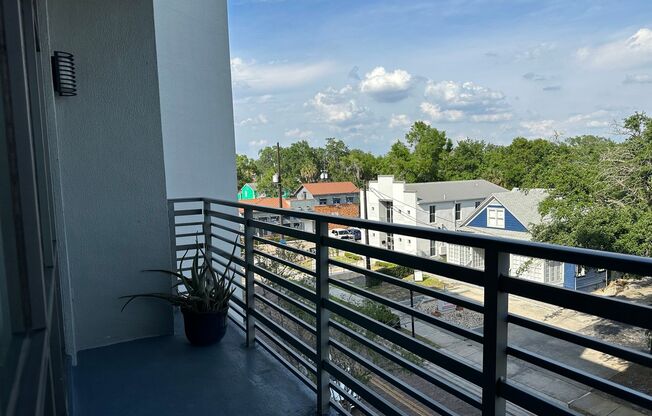 2 beds, 2 baths, $2,375, Unit # 26