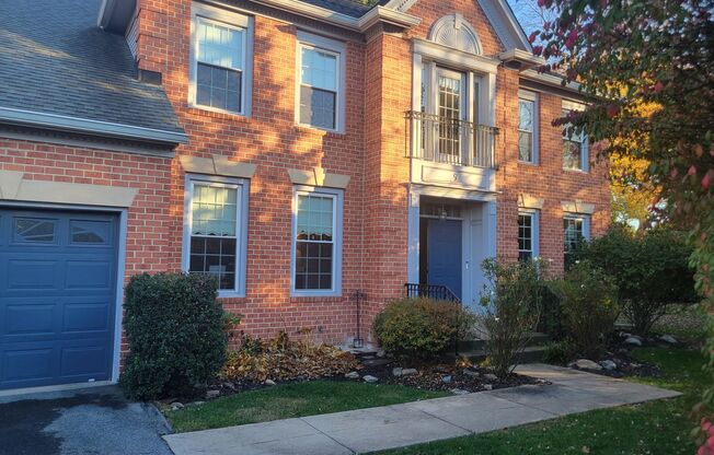 Stunning 5 BR/3.5 BA Single-Family Home in Gaithersburg!