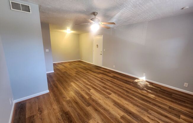 Beautiful 2 bedroom 1 bath 2nd floor condo with dishwasher and laundry hookups!