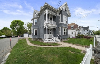 53 NEWBURY AVE