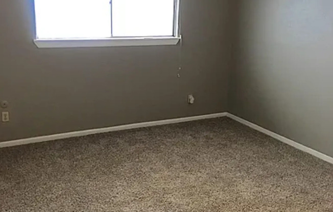 4 Bedroom 3 Bath  For Rent!