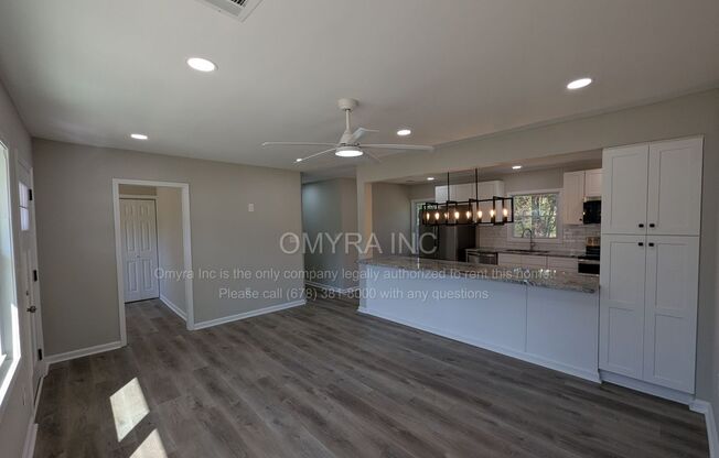 Newly Renovated 3 Bedroom House in Decatur with a Fenced-in Yard!