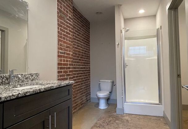 3 beds, 2 baths, 1,342 sqft, $2,058, Unit Bay 5 Unit 123