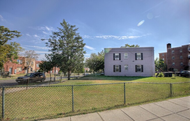 1 bed, 1 bath, 800 sqft, $1,450, Unit Unit 2