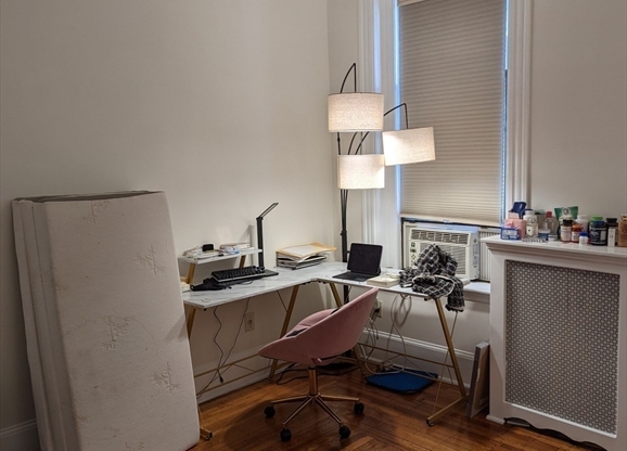 1 bed, 1 bath, 572 sqft, $3,200, Unit 6C