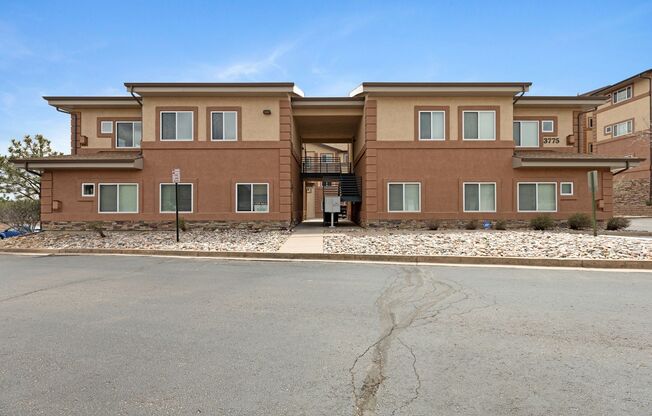 NEWLY REMODELED 2 BEDROOM 2 BATH CONDO