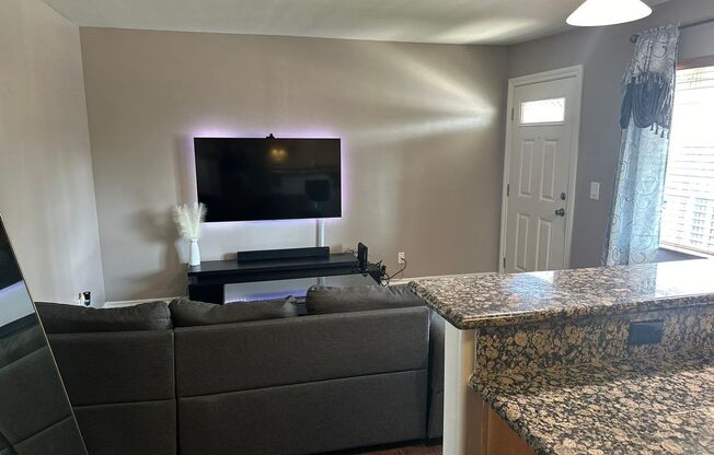 800 N Mollison Ave #43