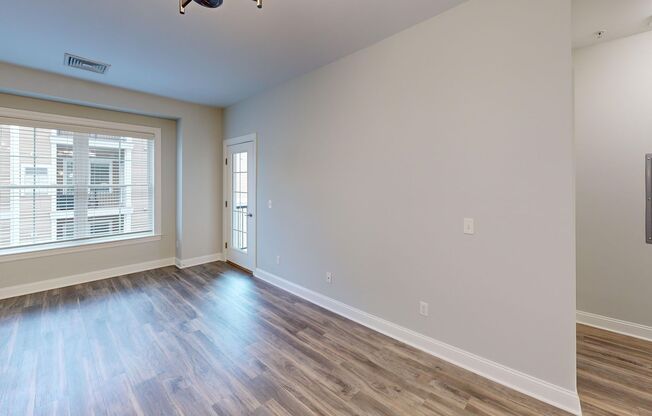 2 beds, 2 baths, 1,042 sqft, $3,075, Unit 5210