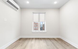 214 Vine