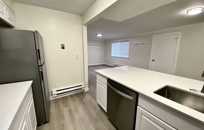 1 bed, 1 bath, 620 sqft, $1,150