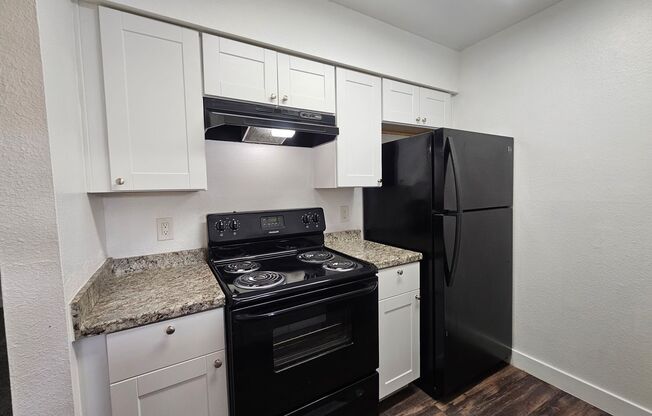 1 bed, 1 bath, 680 sqft, $1,250, Unit 323