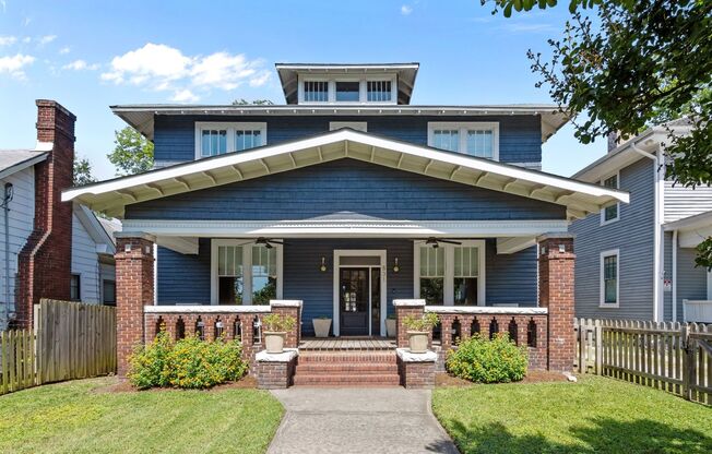 Gorgeous Renovation near Downtown Durham - Soaring Ceilings, Beautiful Finishes, Updated Kitchen & Bathrooms, Pet Friendly!